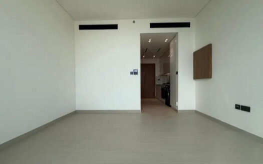 HIGH FLOOR STUDIO | COMMUNITY VIEW | 4 CHEQUES