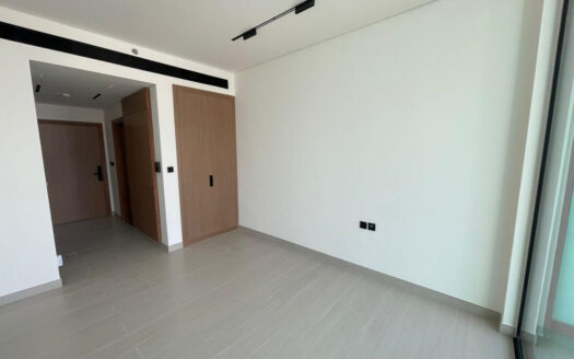 Modern Studio | Prime Location | Ready to Move