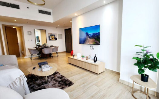 FULLY FURNISHED | PARK VIEW | VACANT ON TRANSFER