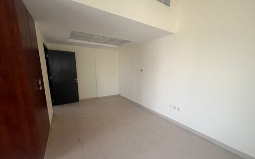 SPACIOUS 1BR | PRIME LOCATION | NEAR DMCC METRO